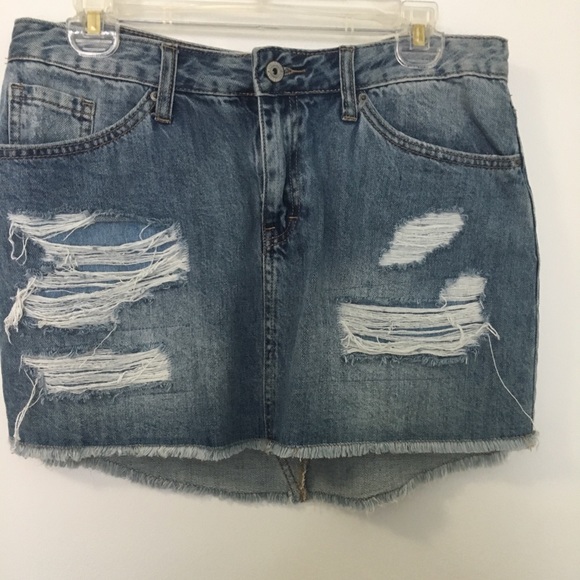 Denim distressed mini skirt - Picture 2 of 4